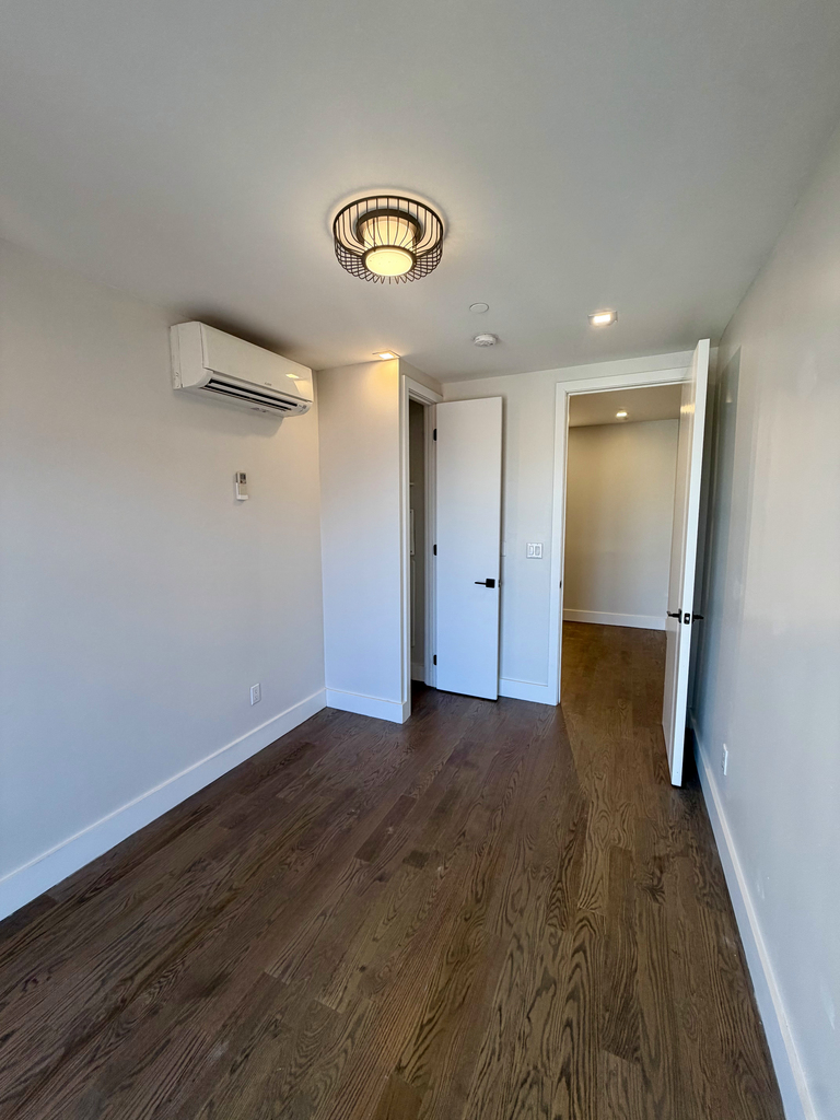 334 Evergreen Avenue - Photo 15