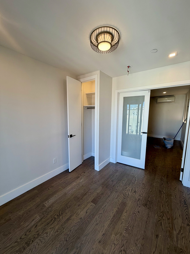 334 Evergreen Avenue - Photo 11