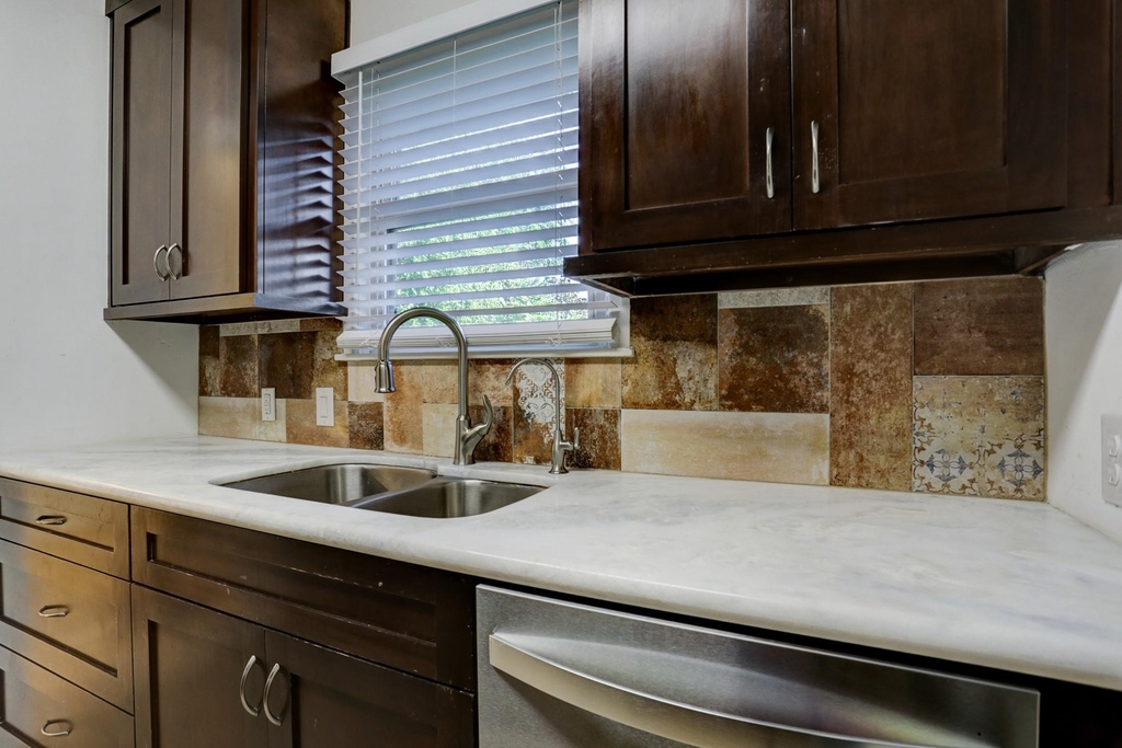 4419 Cynthia - Photo 5