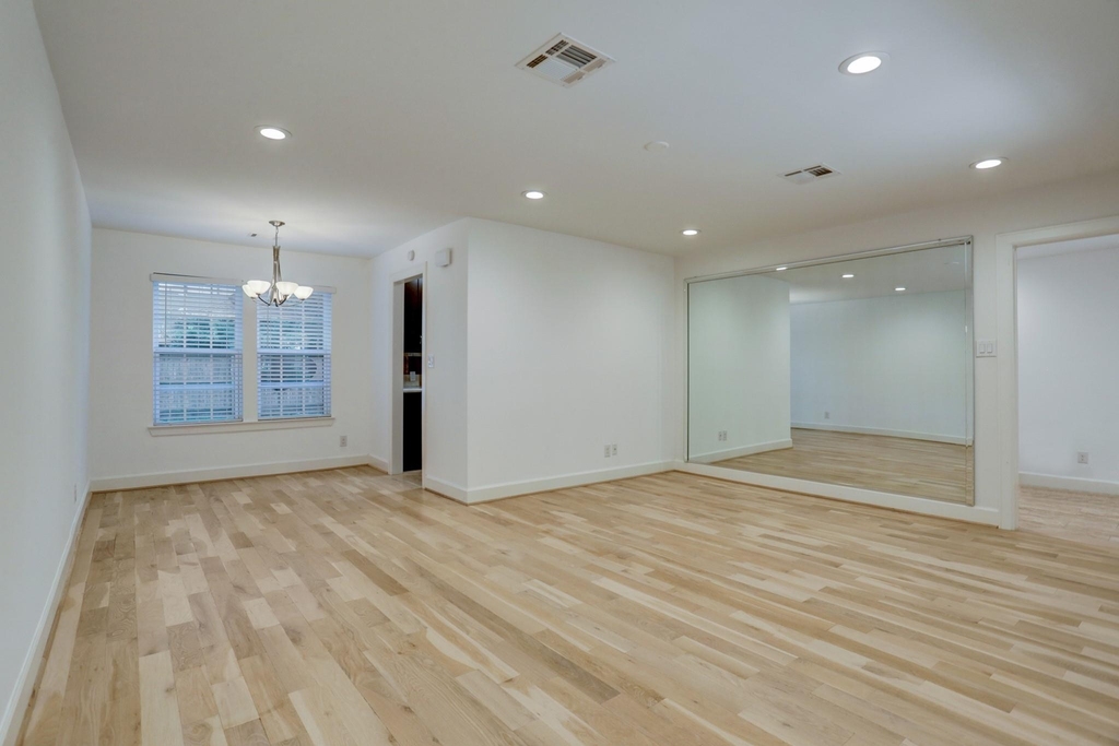 4419 Cynthia - Photo 3