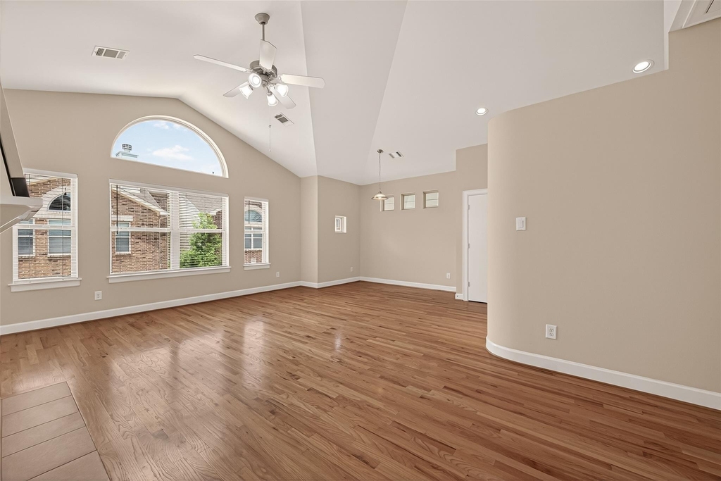 3605 Main Plaza Drive - Photo 10