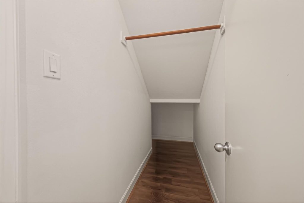 3605 Main Plaza Drive - Photo 9