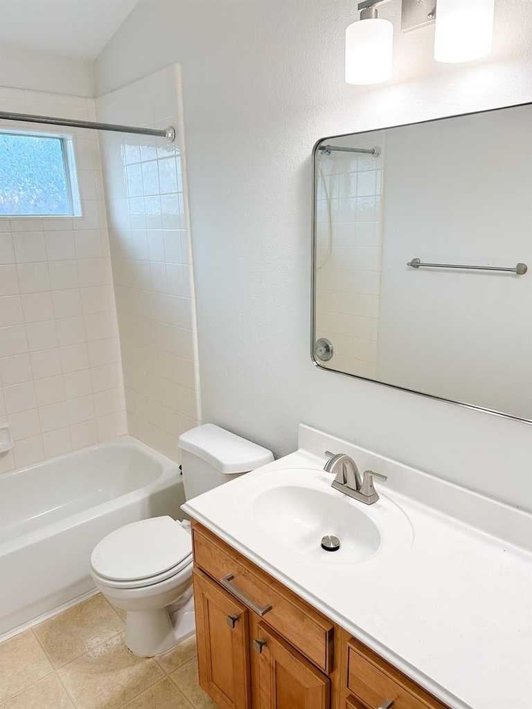 4027 Falvel Cove Drive - Photo 5
