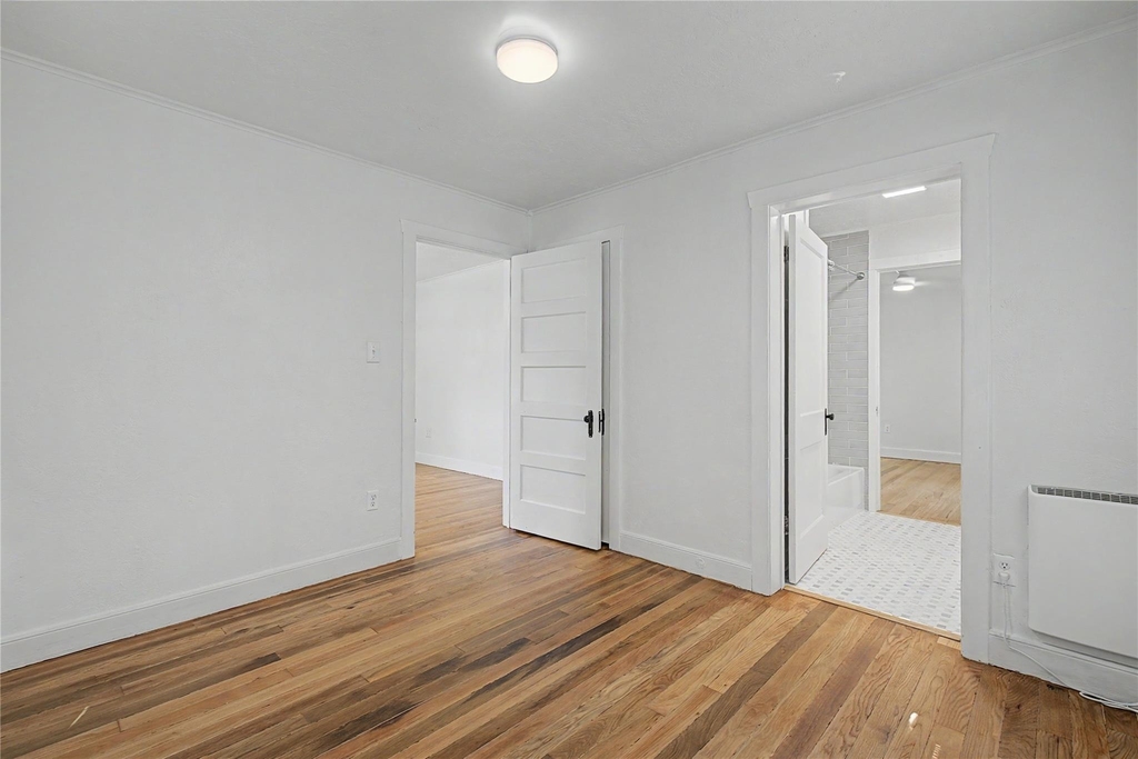 304 Foster Street - Photo 11