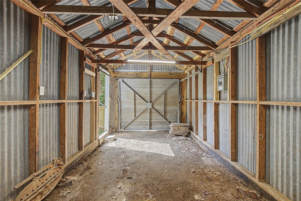 304 Foster Street - Photo 28
