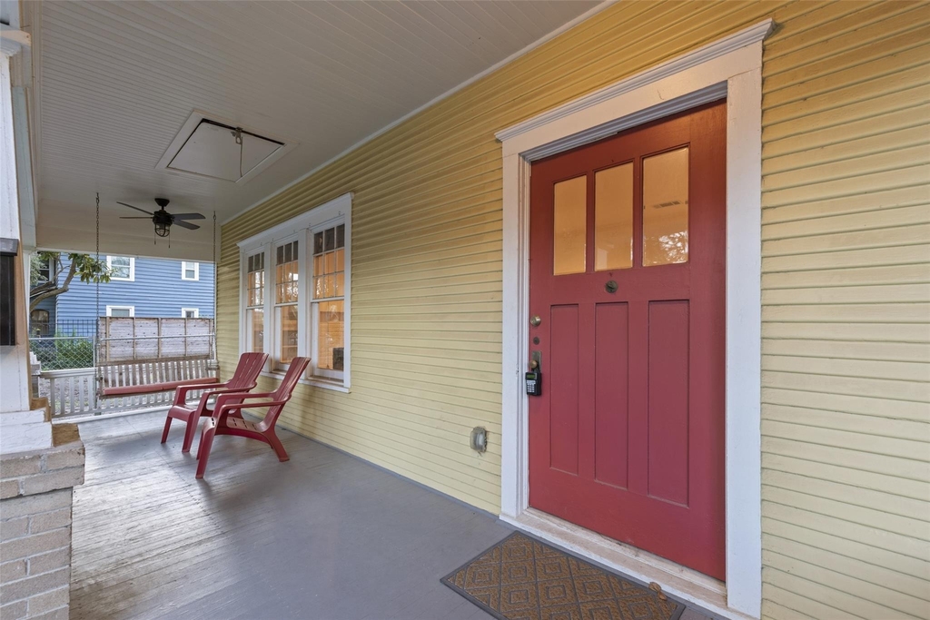 1412 Kipling Street - Photo 1