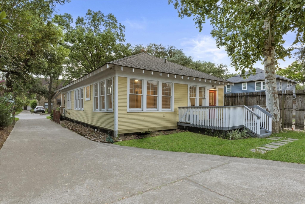 1412 Kipling Street - Photo 17