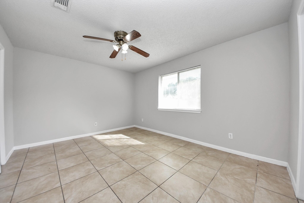 1911 Hammerwood Drive - Photo 26
