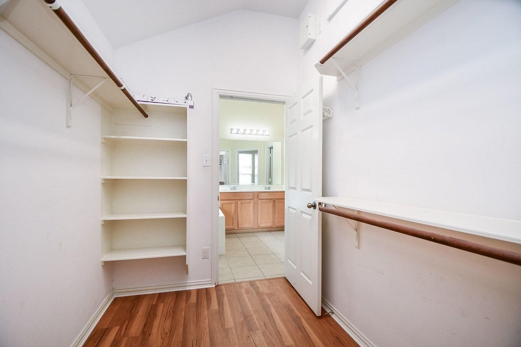 18006 Willow Cliff Lane - Photo 14
