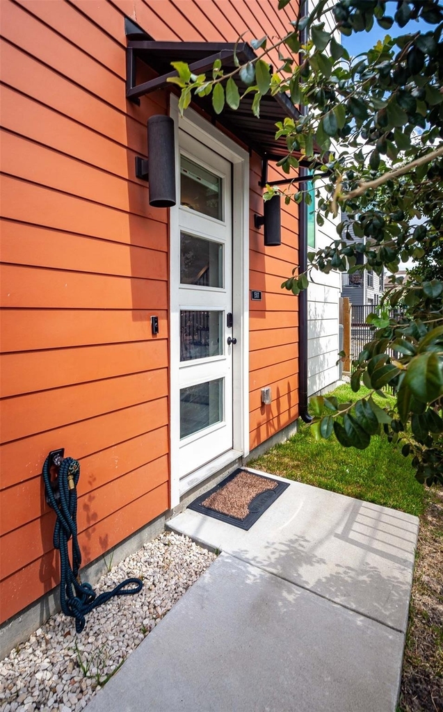 1507 Hickory Street - Photo 5