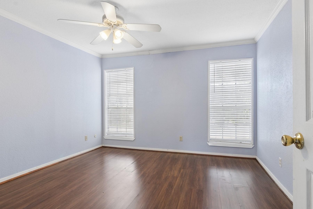 6111 Beverlyhill Street - Photo 15