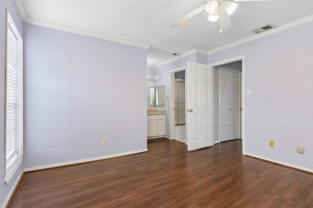 6111 Beverlyhill Street - Photo 14