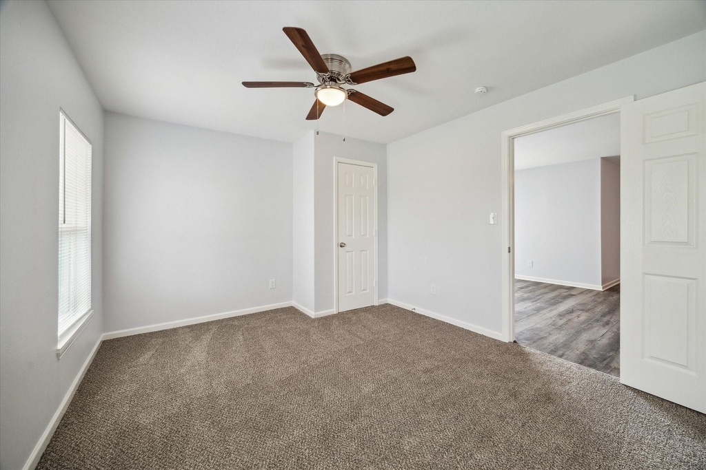 705 Westshire Drive - Photo 8