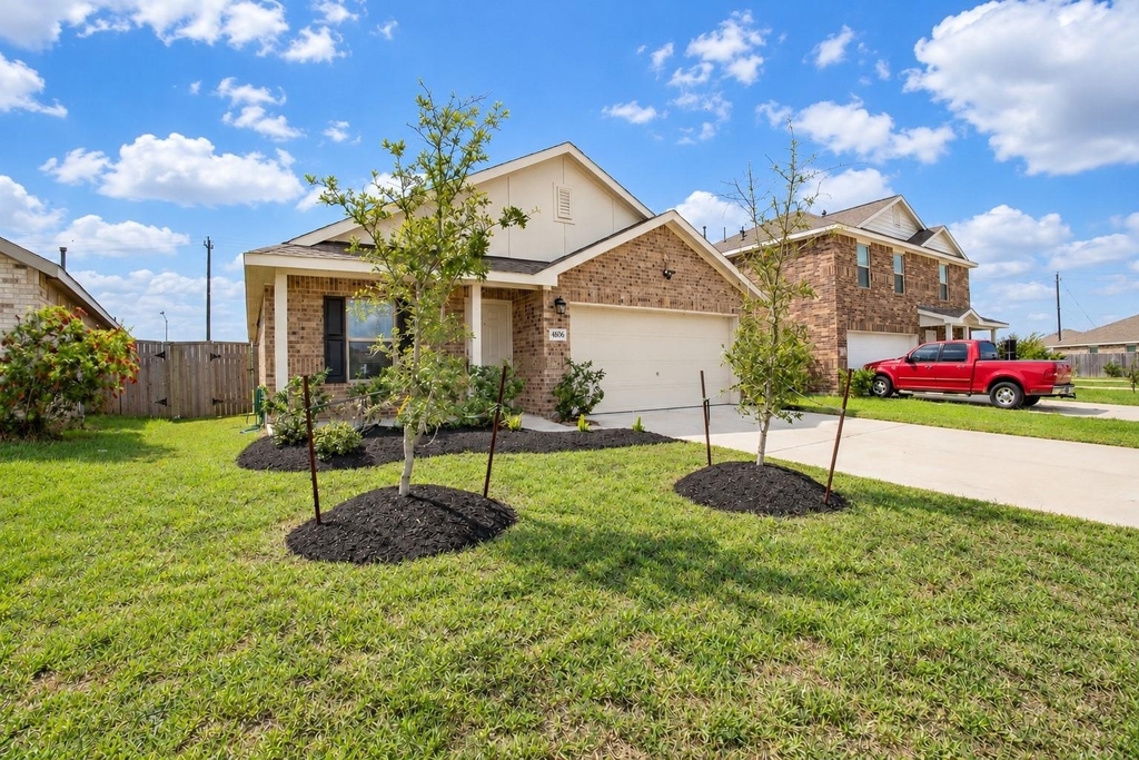 4606 Sterling Prairie Trail - Photo 1