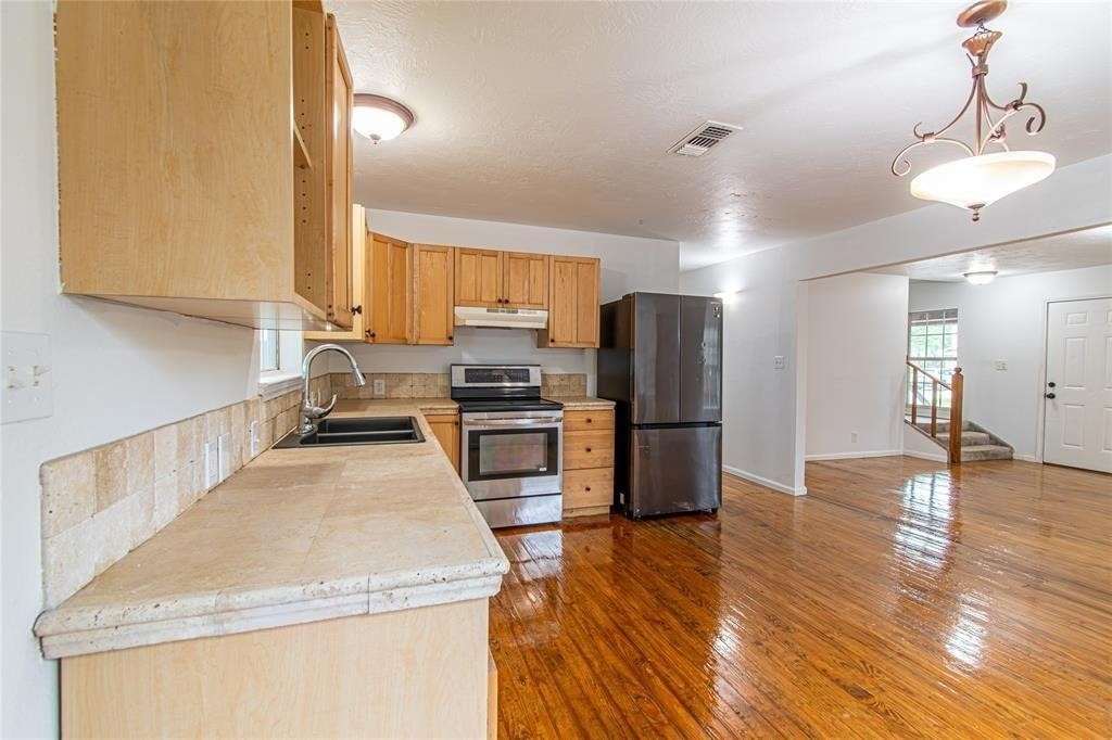 5010 Elm Street - Photo 5