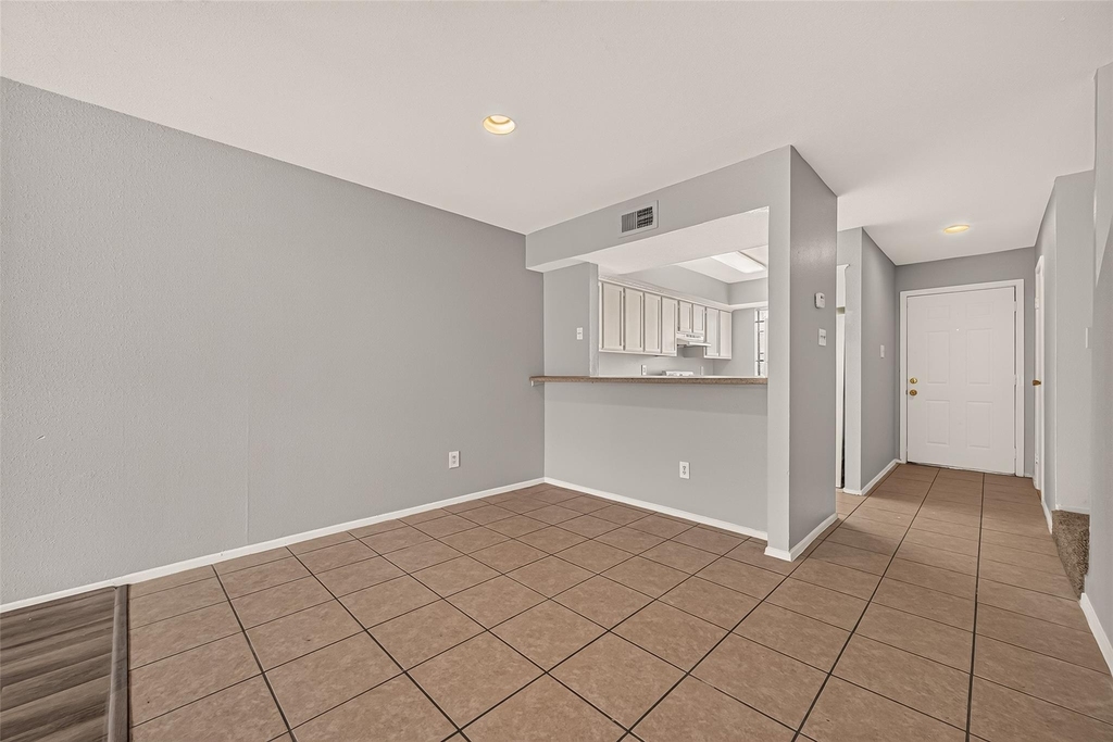 12656 Windsor Village Drive - Photo 7