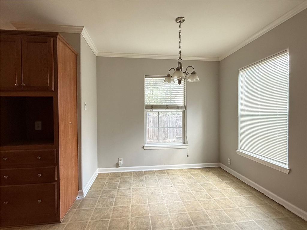 905 Grenshaw Street - Photo 6