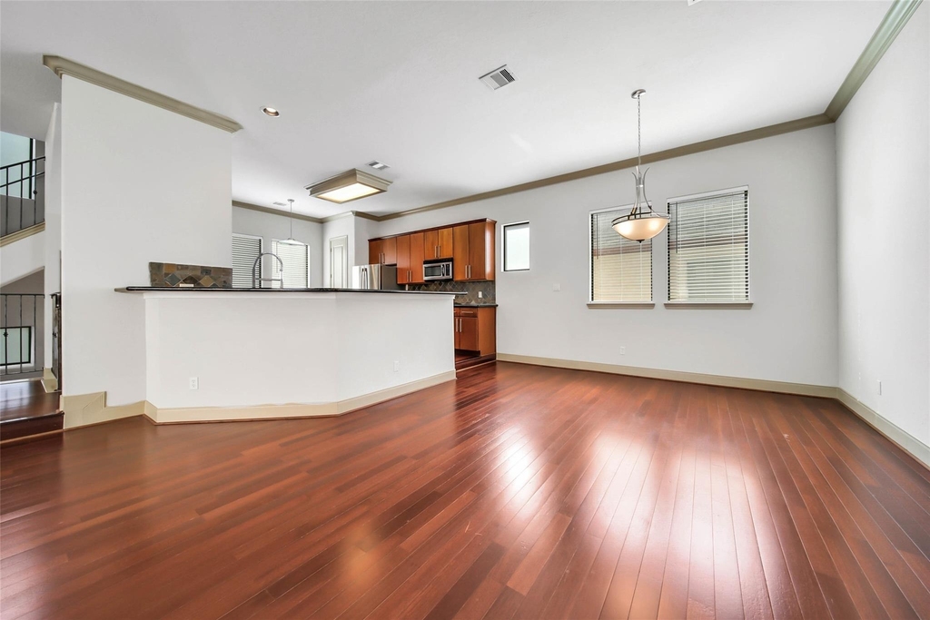 5221 Eigel Street - Photo 11