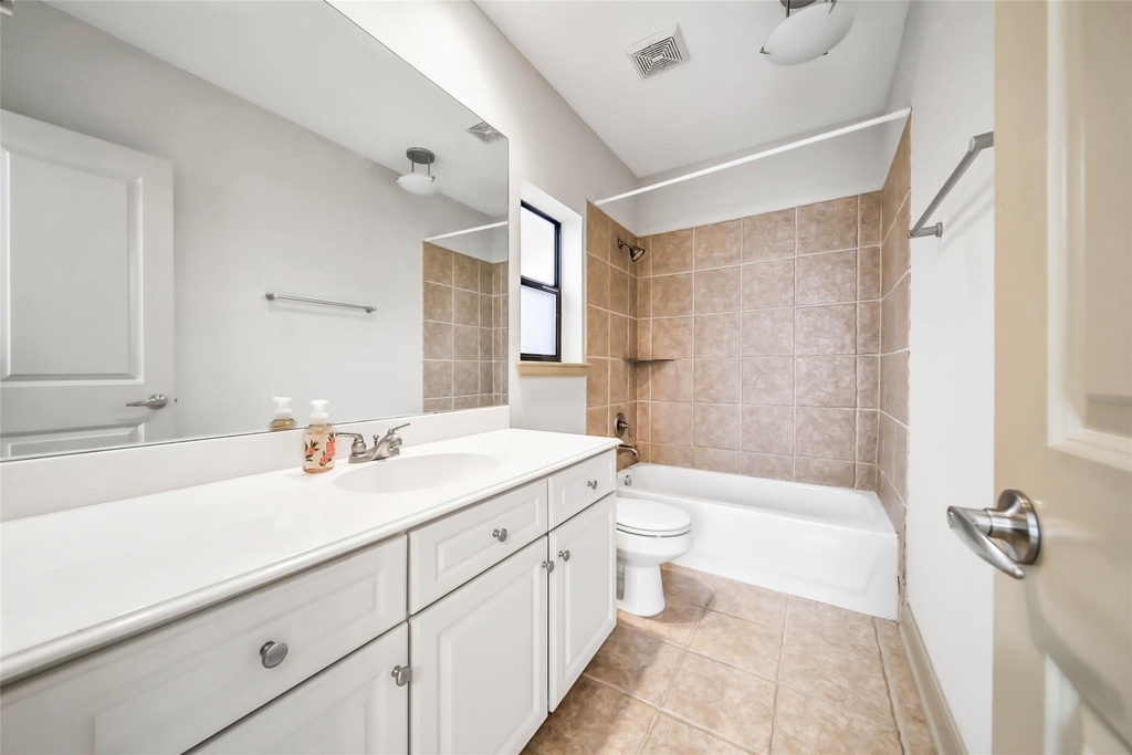 5221 Eigel Street - Photo 6