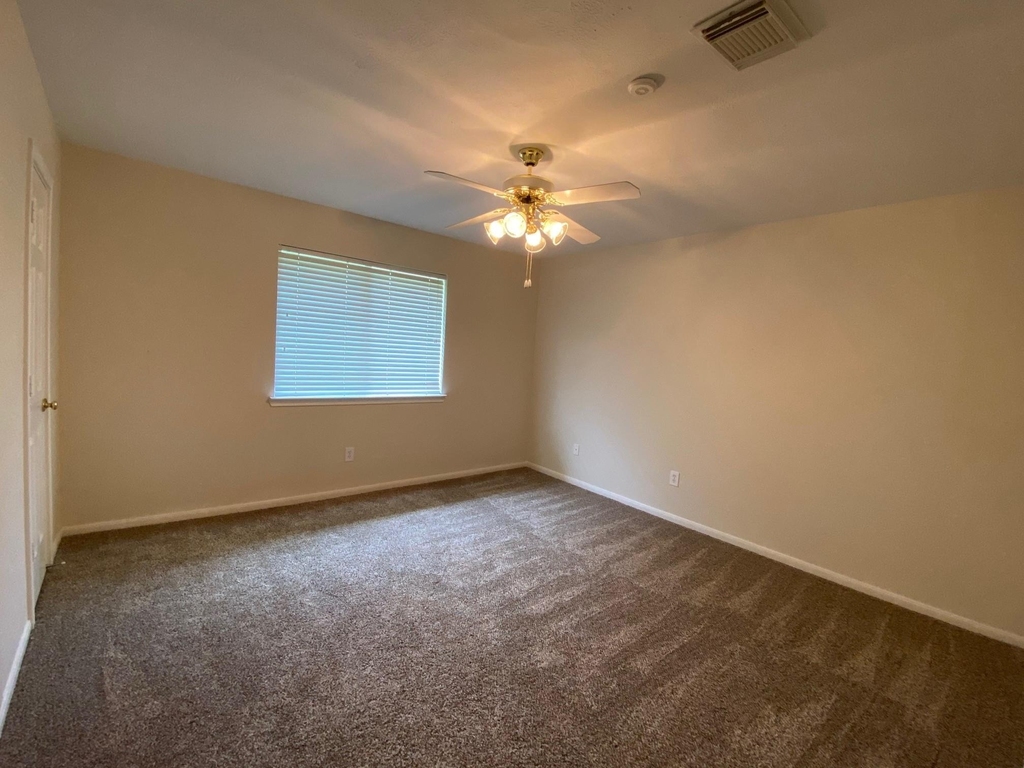 3635 Sheldon Drive - Photo 10
