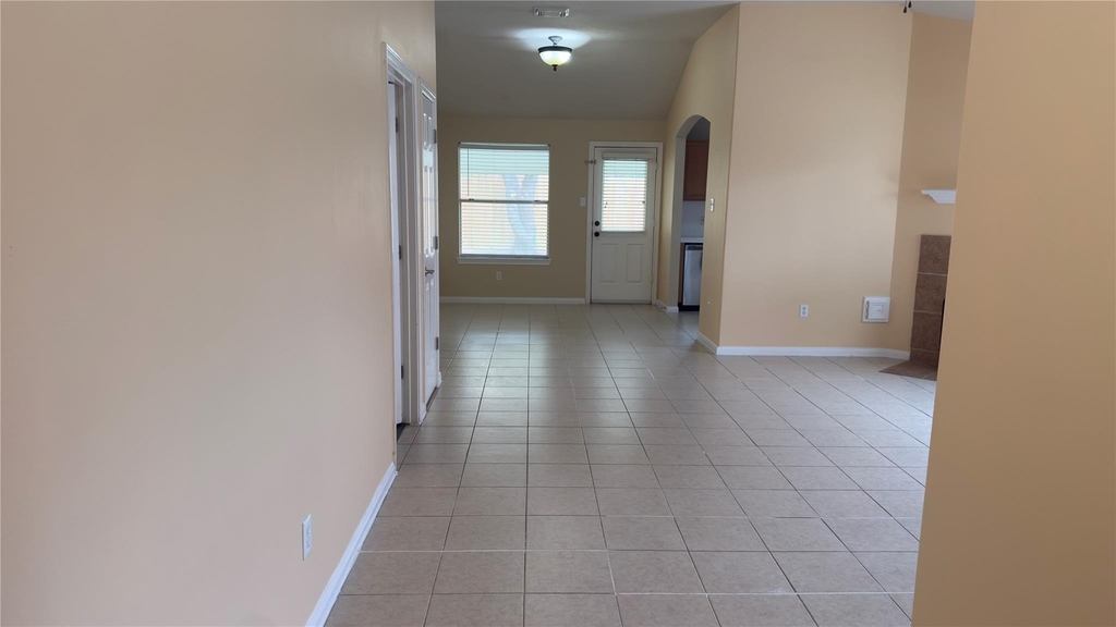 5743 Brenwood Glen Trail - Photo 3