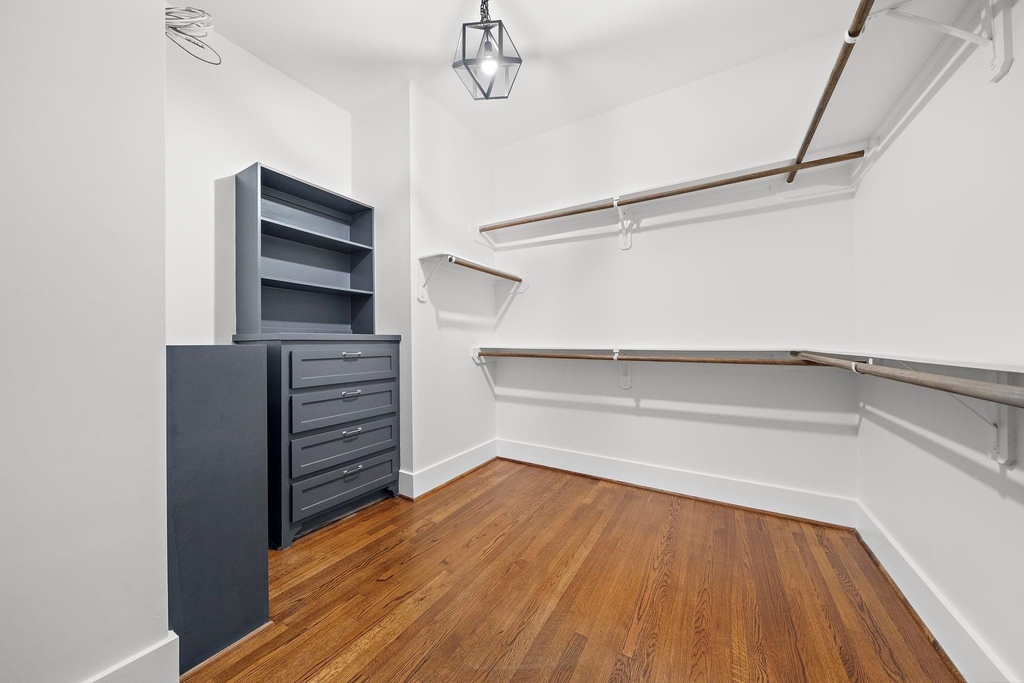 931 W Cottage Street - Photo 21