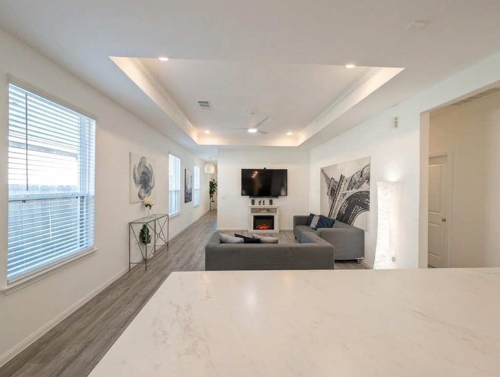 18122 Sonresa Way - Photo 11