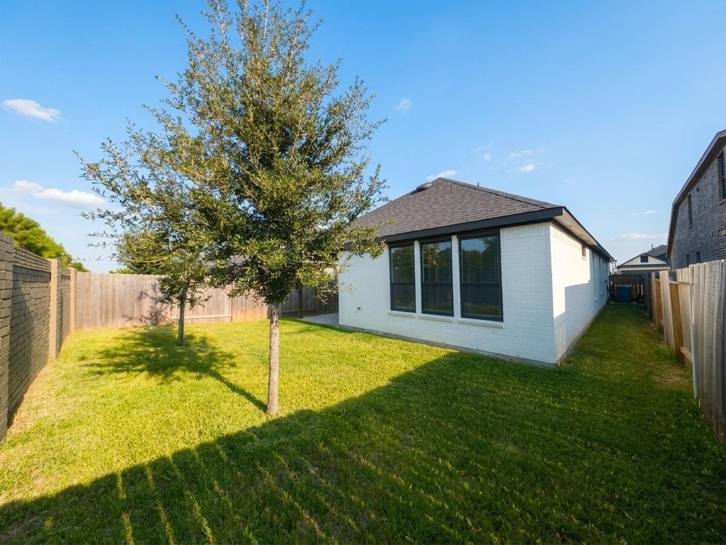 18122 Sonresa Way - Photo 39