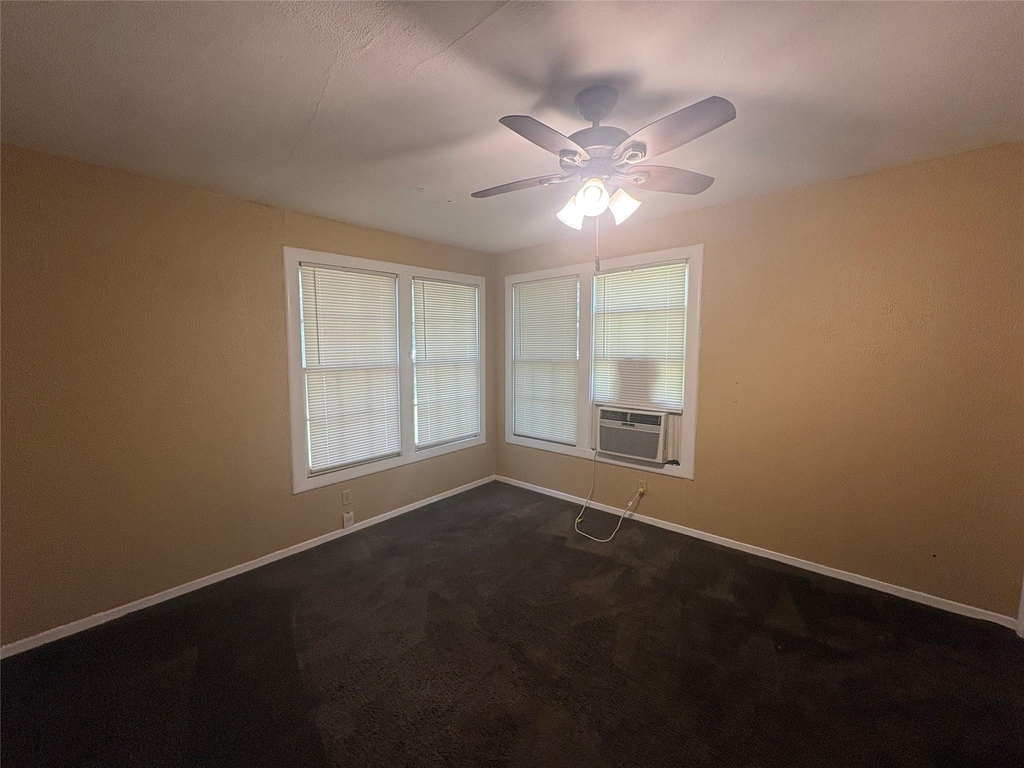 913 Meyers Street - Photo 4