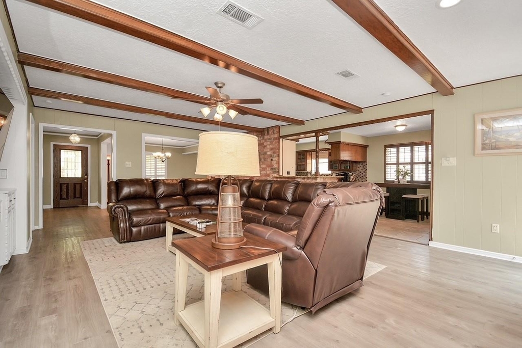 9811 Rocktree Drive - Photo 3