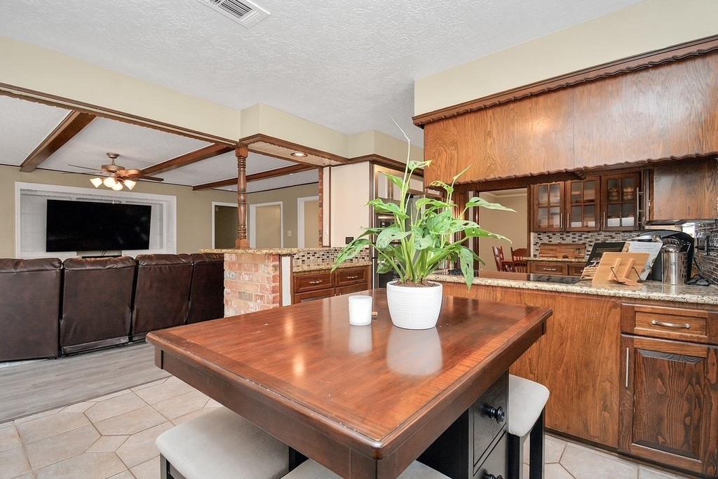 9811 Rocktree Drive - Photo 14