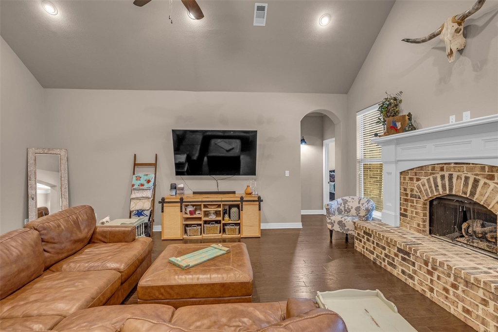 209 Mandavilla Way - Photo 9