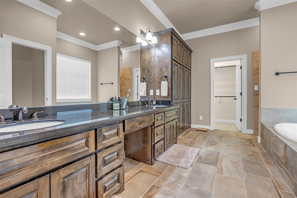 209 Mandavilla Way - Photo 23