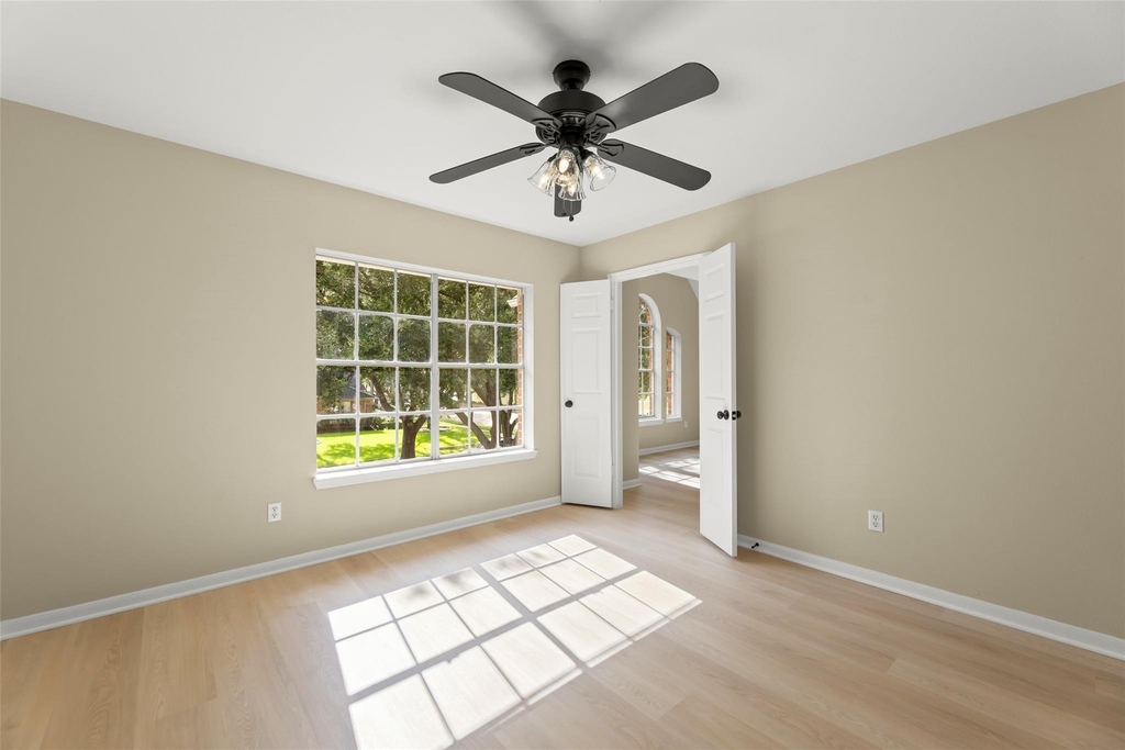 3230 Serene Oak Drive - Photo 8