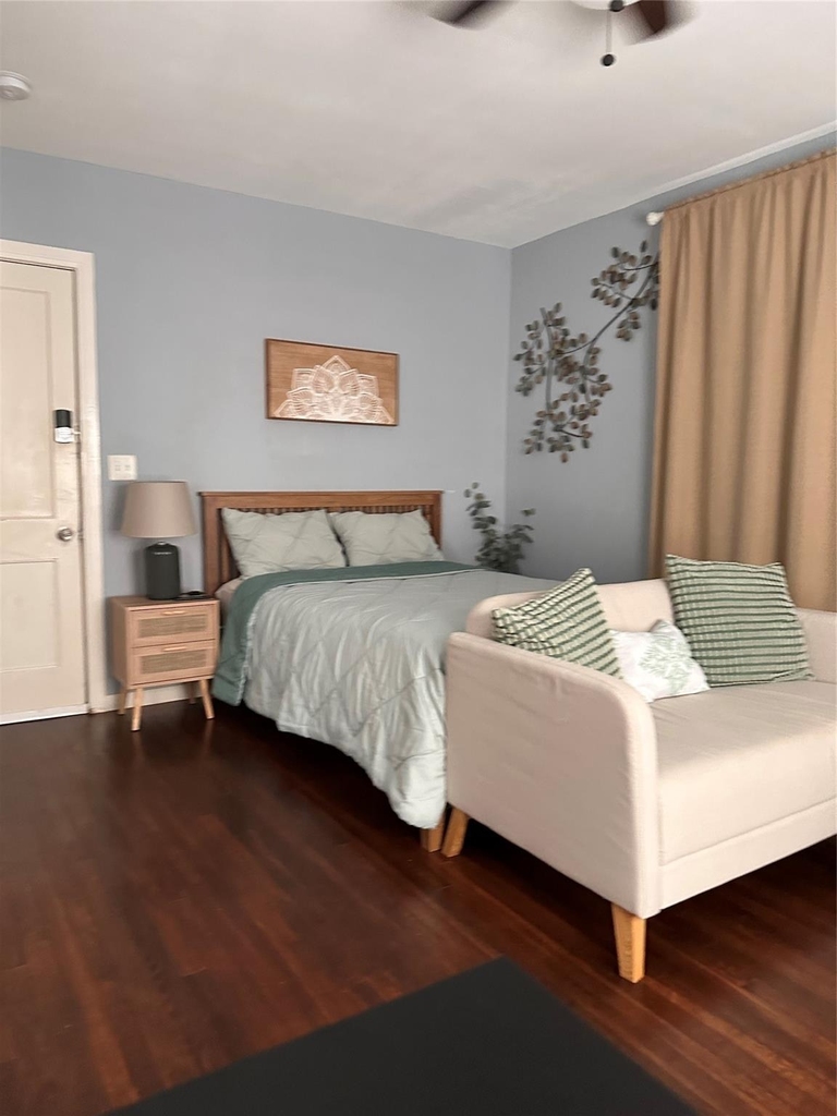 4302 Polk Street - Photo 2