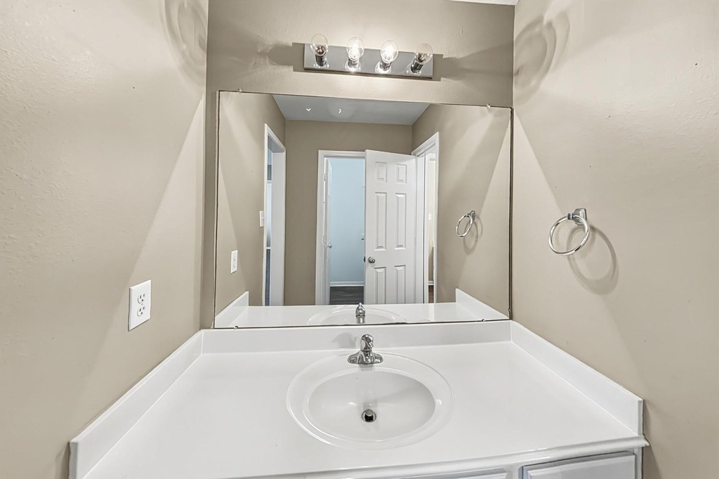 22915 Breton Point Drive - Photo 19