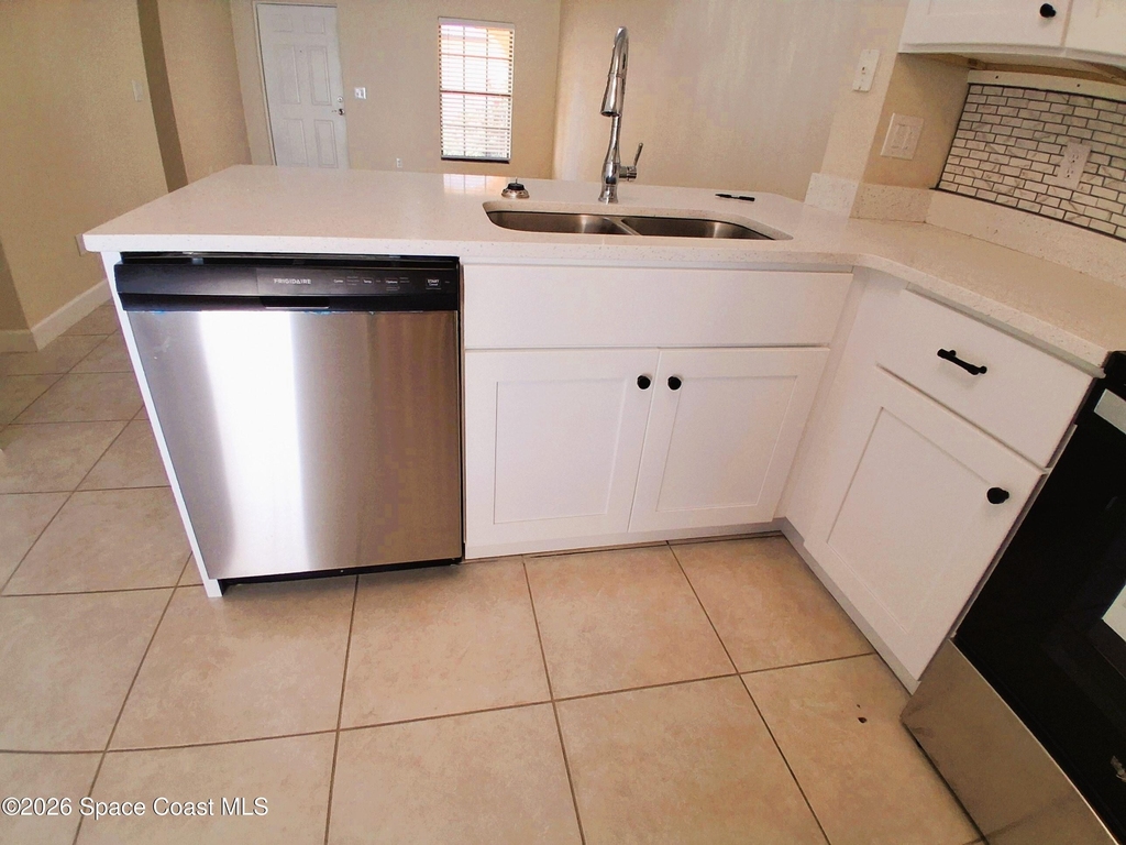 895 Luminary Circle - Photo 9