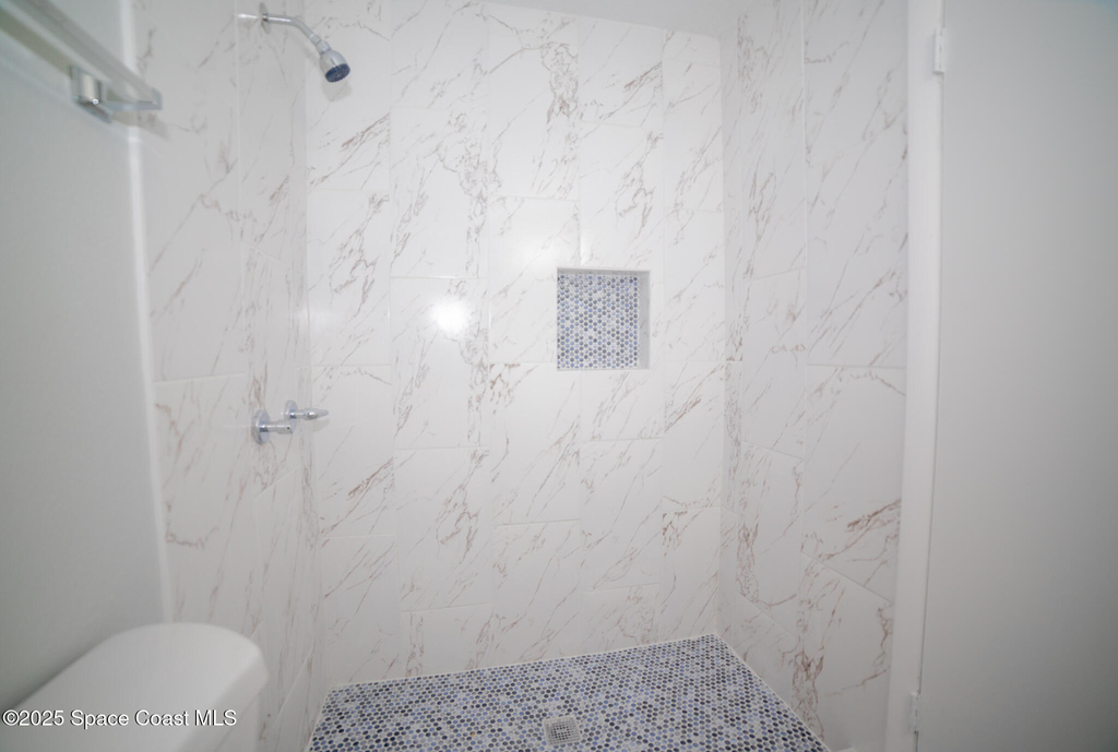 230 W Towne Place E - Photo 8