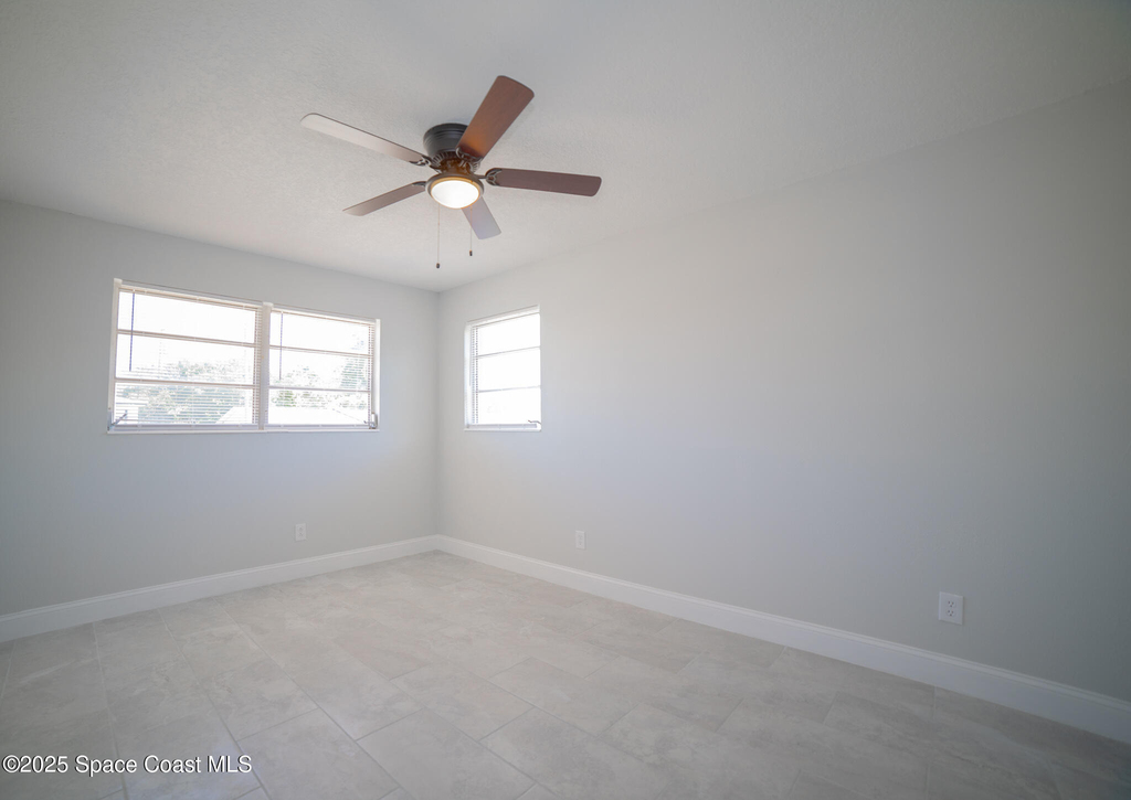 230 W Towne Place E - Photo 6