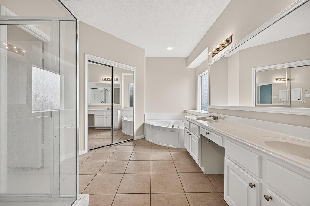 25542 China Springs - Photo 9