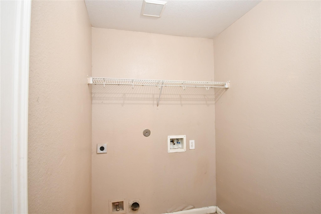 6618 Hawthorne Falls Lane - Photo 17