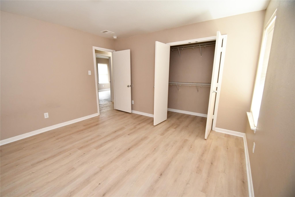 6618 Hawthorne Falls Lane - Photo 32