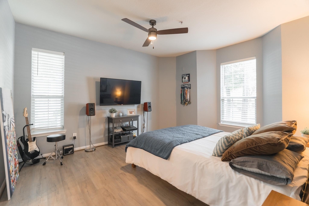 6607 Lake Woodlands Drive - Photo 9