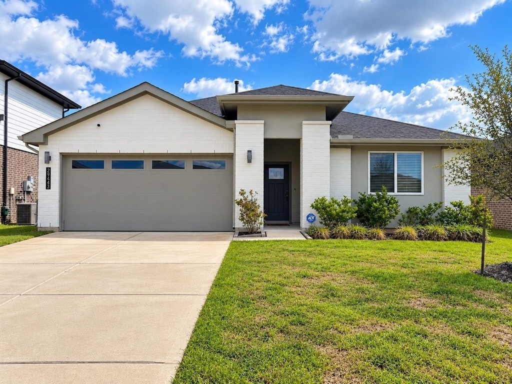 29443 Bryans Manor - Photo 0