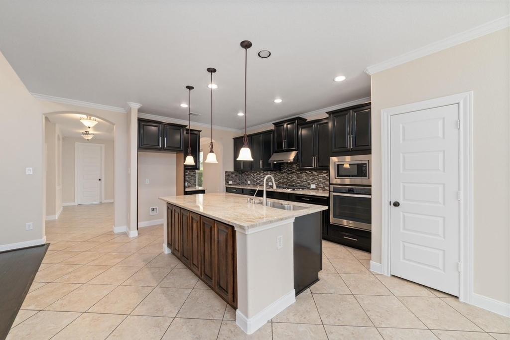 17302 Milrig Court - Photo 13