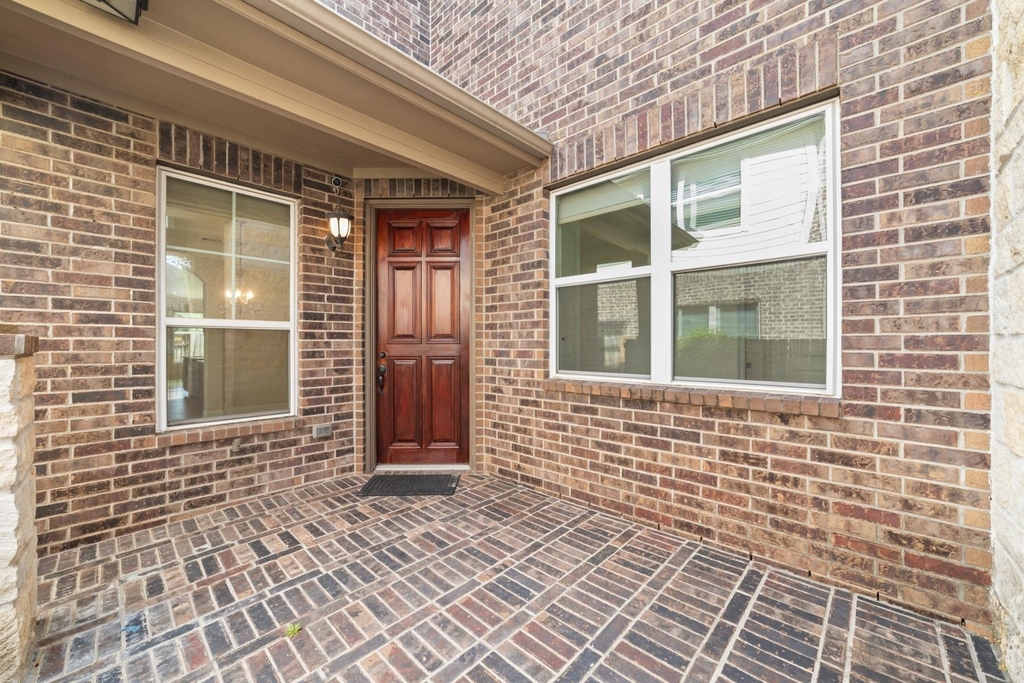 17302 Milrig Court - Photo 3