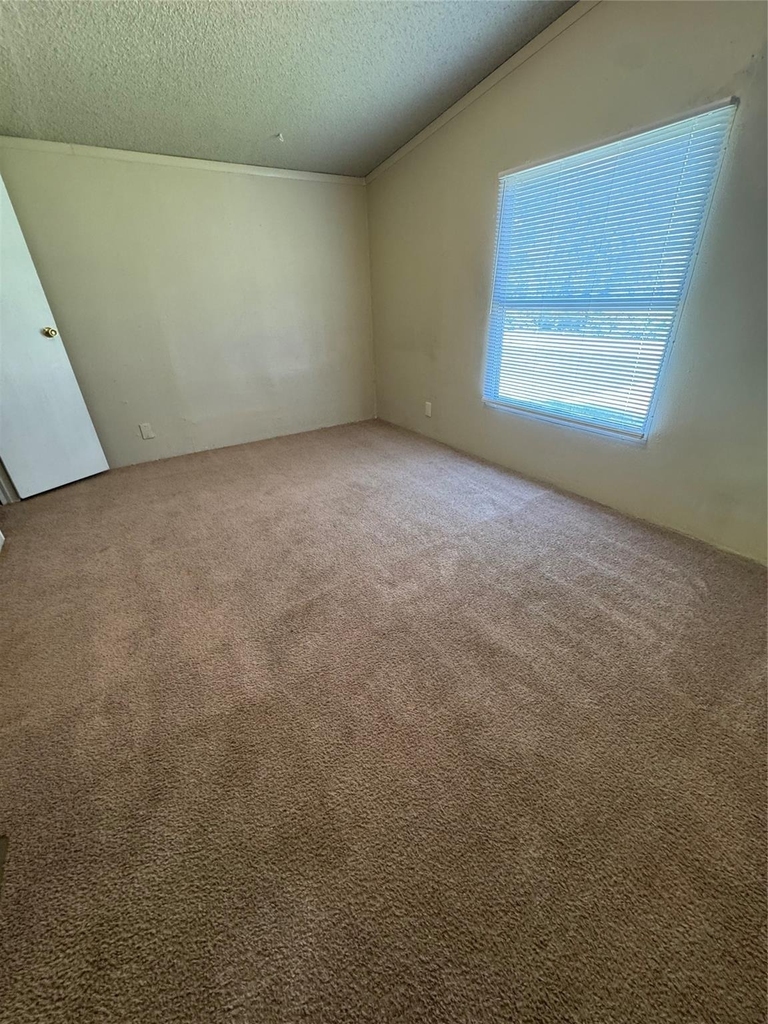 1405 B Street - Photo 10