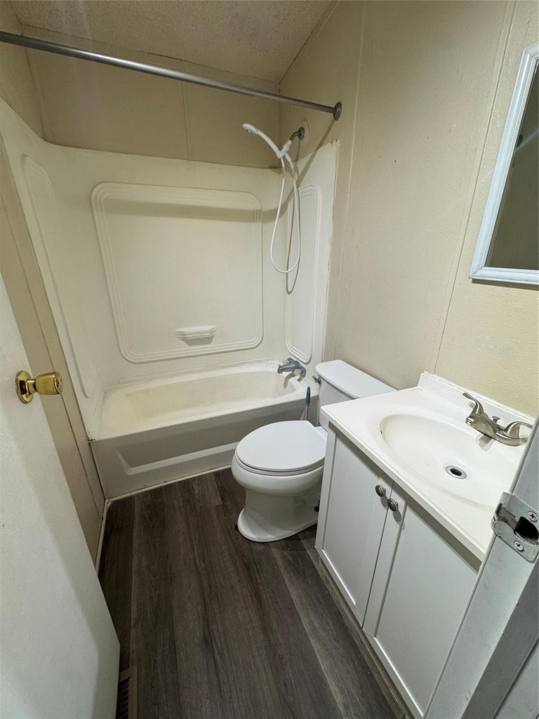 1405 B Street - Photo 9