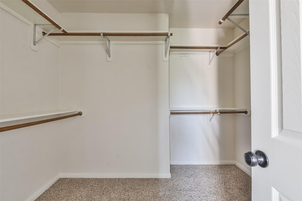 43 Alderon Woods Place - Photo 28