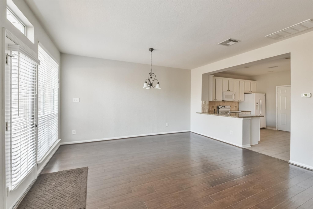 43 Alderon Woods Place - Photo 10